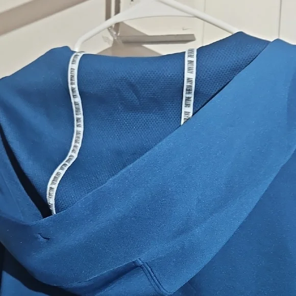 NWT Nike Sabrina. Size L
Dri-FIT Loose Full-Zip Basketball Hoodie - Picture 6 of 6